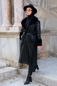 Yakası Ve Kolları Kürklü Deri Trenç Siyah