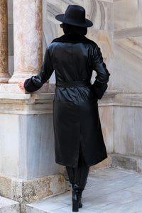 Yakası Ve Kolları Kürklü Deri Trenç Siyah