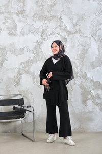 Yan Bağlama Detaylı Triko Takım Siyah