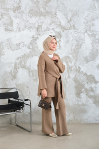 Yan Bağlama Detaylı Triko Takım Vizon