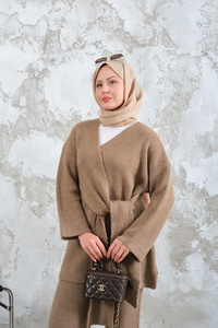 Yan Bağlama Detaylı Triko Takım Vizon