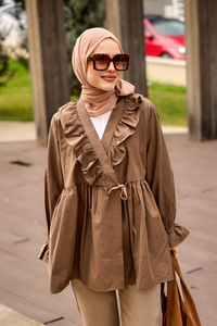 Yan Bağlama Ve Fırfır Detaylı Gömlek Kahverengi 