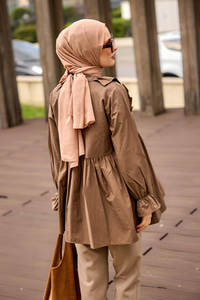 Yan Bağlama Ve Fırfır Detaylı Gömlek Kahverengi 