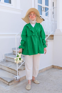 YAN BAGLAMALI FIRFIR DETAY TUNIK YESIL