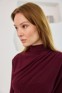 Yan Detayları Büzgülü Badi Bordo