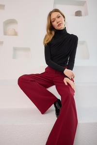 Yan Detayları Büzgülü Badi Siyah