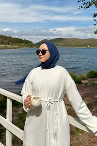 Yan Düğme Detay Takım Ekru