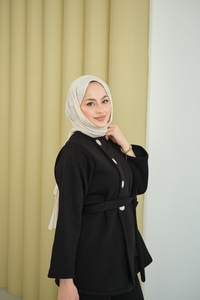 Yan Düğmeli Bel Bağlamalı Midi Boy Takım Siyah