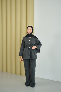 Yan Düğmeli Bel Bağlamalı Midi Boy Takım Füme