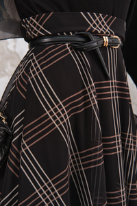 Yan Fermuarlı Kare Desen Şifon Etek Siyah