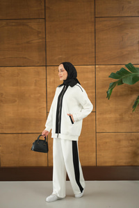 Yan Şeritli İkili Takım Beyaz