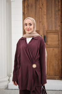 Yandan Bağlamalı Broş Detay Takım Bordo