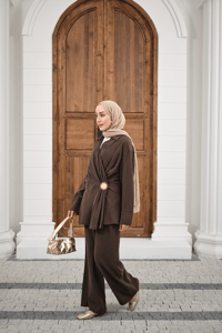 Yandan Bağlamalı Broş Detay Takım Kahverengi