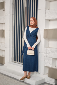 Yandan Bağlamalı V Detaylı Kot Jile Lacivert