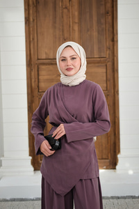 Yandan Dikişli Parça Detay Pantolonlu Takım Mürdüm