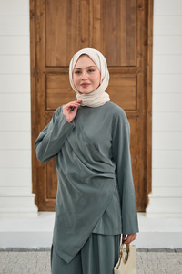 Yandan Dikişli Parça Detay Pantolonlu Takım Yeşil