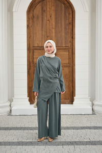 Yandan Dikişli Parça Detay Pantolonlu Takım Yeşil