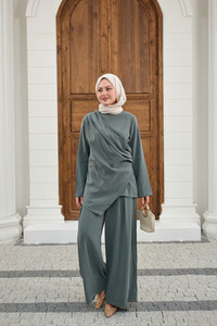 Yandan Dikişli Parça Detay Pantolonlu Takım Yeşil