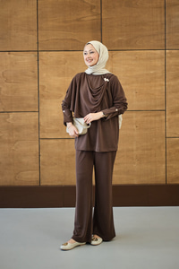 Yandan Düğme Detaylı Takım Kahverengi