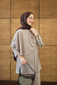 Yandan Düğme Detaylı Takım Krem