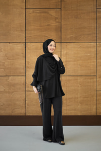 Yandan Düğme Detaylı Takım Siyah