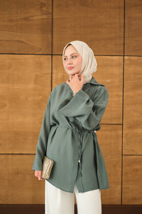 Yandan Düğme Yakalı Bel Bağlamalı Gömlek Yeşil