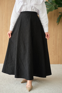 Yandan Fermuarlı Kendinden Desen Etek Siyah