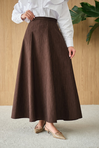 Yandan Fermuarlı Kendinden Desen Etek Kahverengi