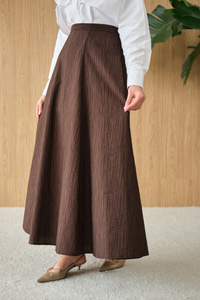 Yandan Fermuarlı Kendinden Desen Etek Kahverengi