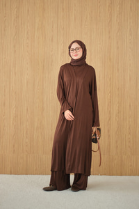 Yandan Yırtmaçlı Sıfır Kol 3'lü Takım Kahverengi