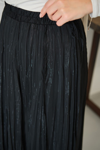 Yanları Bağcık Detay Simli Şifon Etek Siyah