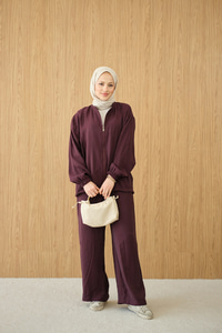 Yanları Dikiş Detay Fermuarlı Takım Bordo