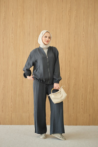 Yanları Dikiş Detay Fermuarlı Takım Füme