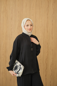 Yanları Dikiş Detay Fermuarlı Takım Siyah