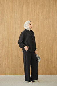 Yanları Dikiş Detay Fermuarlı Takım Siyah