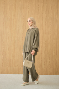 Yanları Dikiş Detay Fermuarlı Takım Yeşil