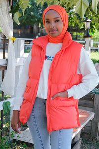 Uygun Fiyatlı YANLARI FERMUAR DETAY SPOR YELEK TURUNCU | Loccomoda.com 