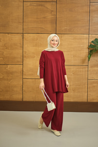 Yanları Yırtmaç Detay İkili Takım Bordo