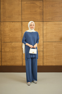 Yanları Yırtmaç Detay İkili Takım İndigo Mavi