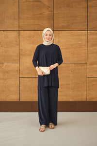 Yanları Yırtmaç Detay İkili Takım Lacivert