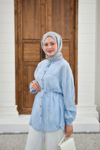 Yaprak Desen Bel Bağlamalı Gömlek Mavi