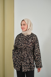 Yaprak Desen Beli Lastikli Ceket Füme