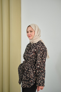 Yaprak Desen Beli Lastikli Ceket Füme