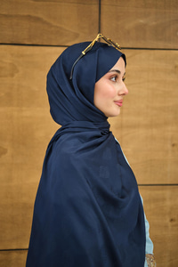 Yaprak Desen Jakar Şal Lacivert