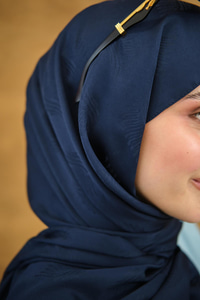 Yaprak Desen Jakar Şal Lacivert