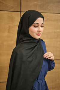 Yaprak Desen Jakar Şal Siyah