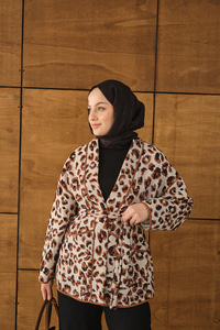 Yaprak Desen Şal Yaka Biyeli Ceket Ekru