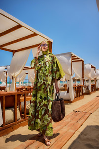 Yaprak Desenli Elbise Yeşil