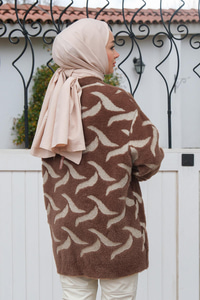 Yaprak Detaylı Pelüş Kazak Soğuk Kahve