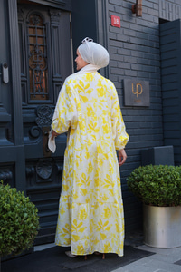 Yapraklı Soyut Desen Elbise Sarı